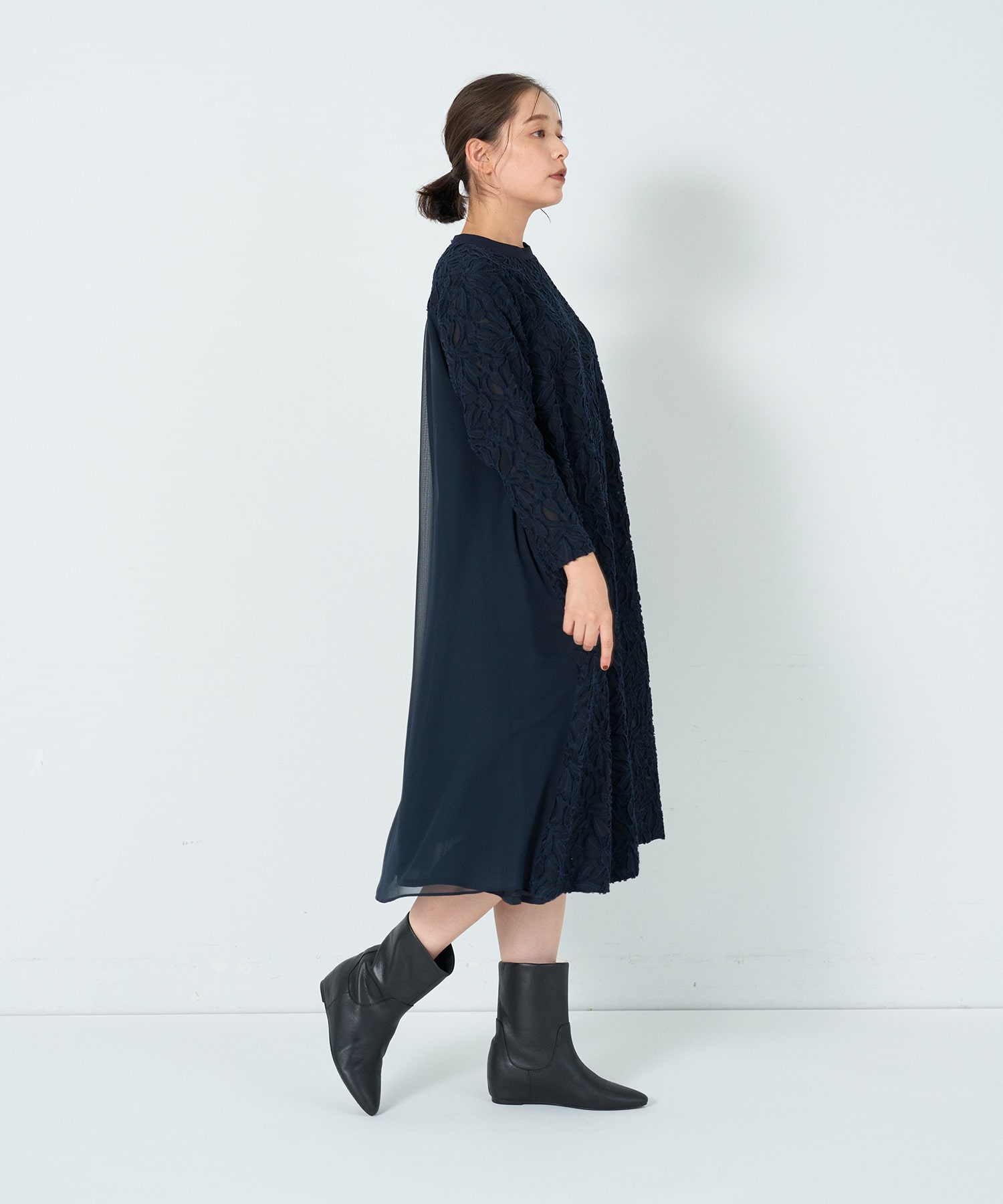 カットジャカードワンピース｜BIGI online store - ビギ オンラインストア