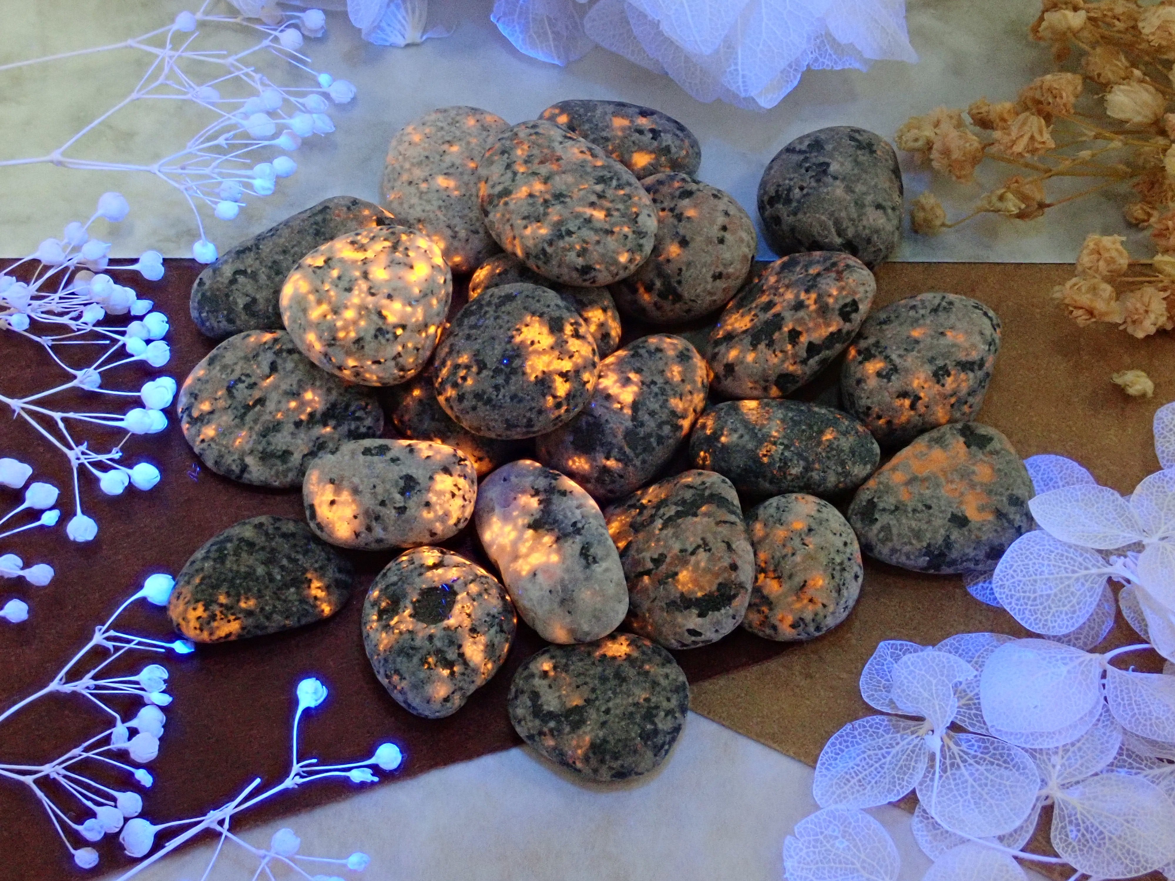 ユーパーライト 1石 約10ct（アメリカ・ミシガン州）