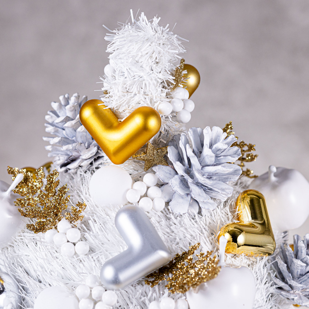 LOVOT 1/1 クリスマスツリー 2024 | LOVOT ウェブストア