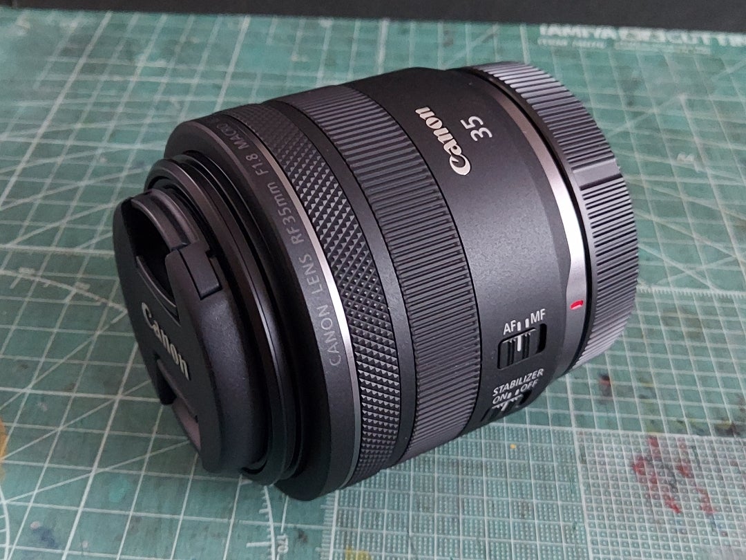 RF35mm F1.8 MACRO IS STM | Crazy69の趣味部屋