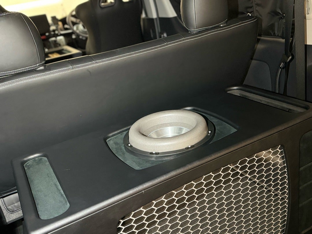 低くて重〜い低音！これぞ重低音！ | カスタム＆カーオーディオPARADA