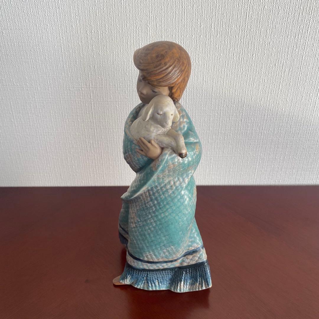 LLADRO リヤドロ 『 やっと会えた仔羊 』 置物 - メルカリ