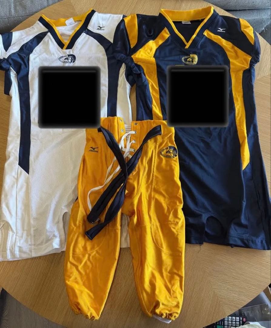 明治大学アメフト部グリフィンズ　ユニフォーム3点セット 体育会アメリカンフットボール部グリフィンズ】茂木崇宏選手 | Meiji NOW