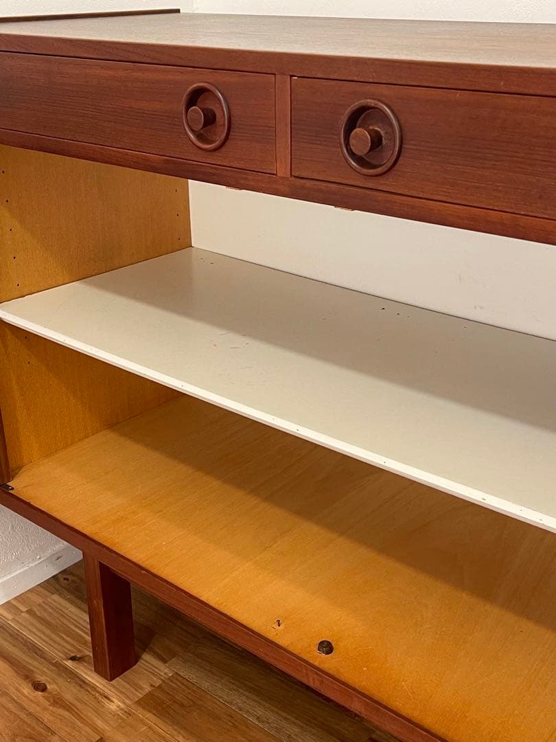 北欧 デンマーク ヴィンテージ チーク オイルフィニッシュ サイドボード