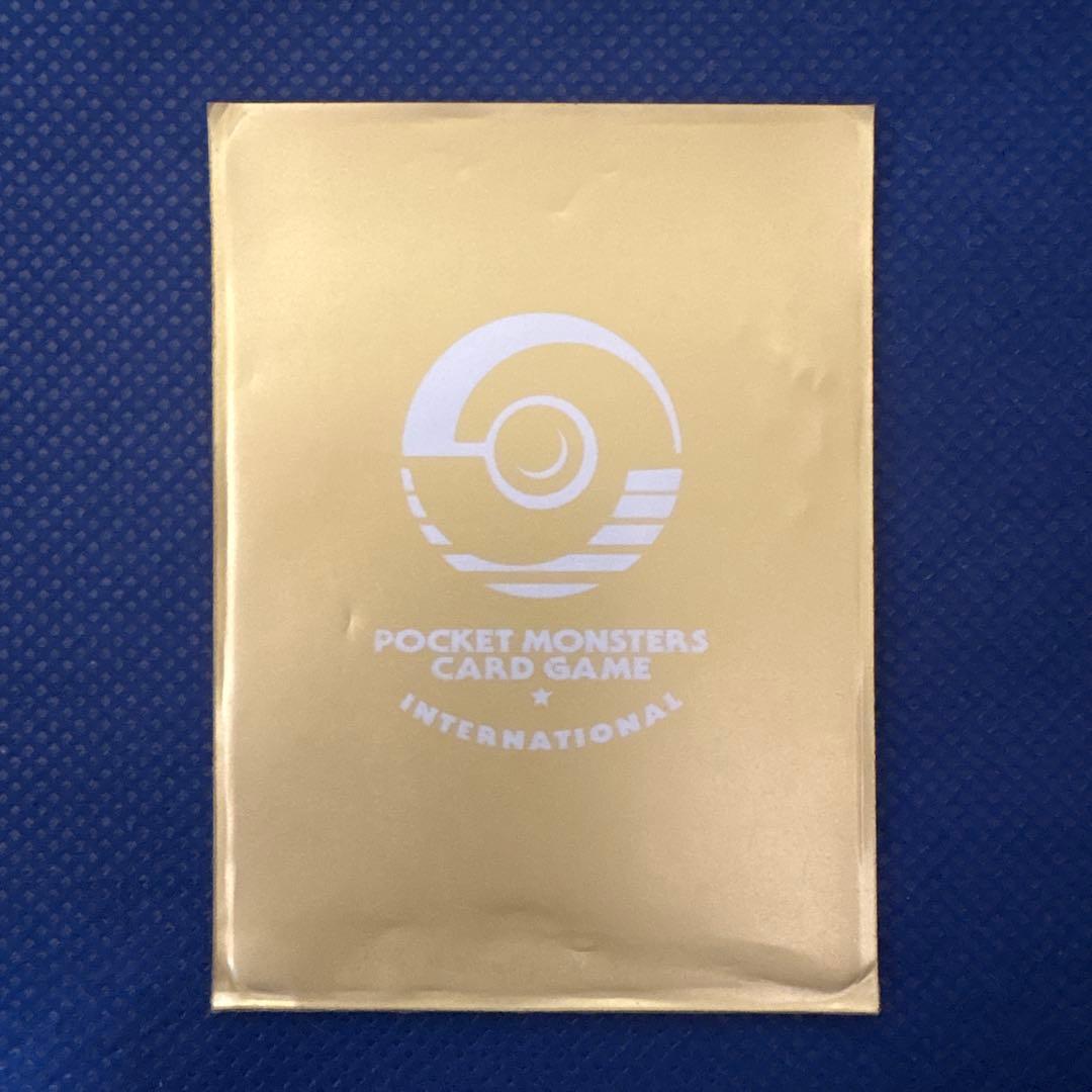 ポケモンカード 大会公式スリーブ ゴールド - メルカリ