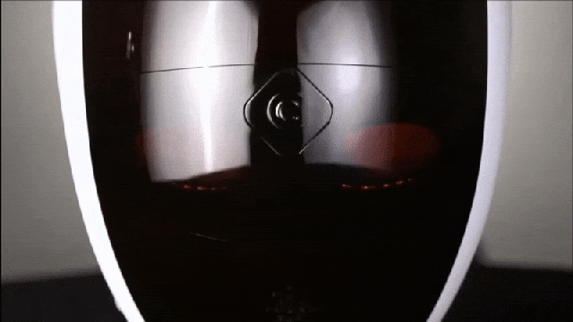 お家で楽しむエステティック。一日15分のスキンケア「CFマジックLED