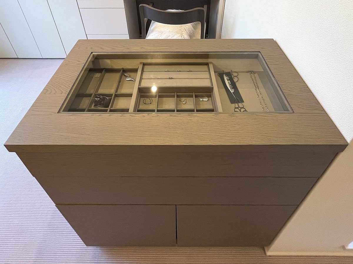 ARUNAi JEWELRY CABINET / アルナイ ジュエリー キャビネット