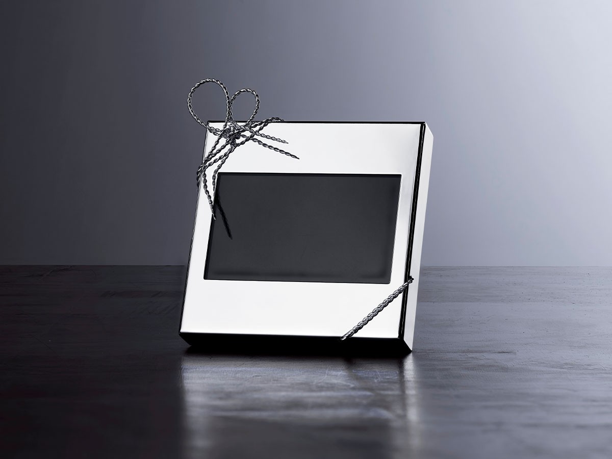 WEDGWOOD VERA WANG LOVE KNOTS PICTURE FRAME / ウェッジウッド