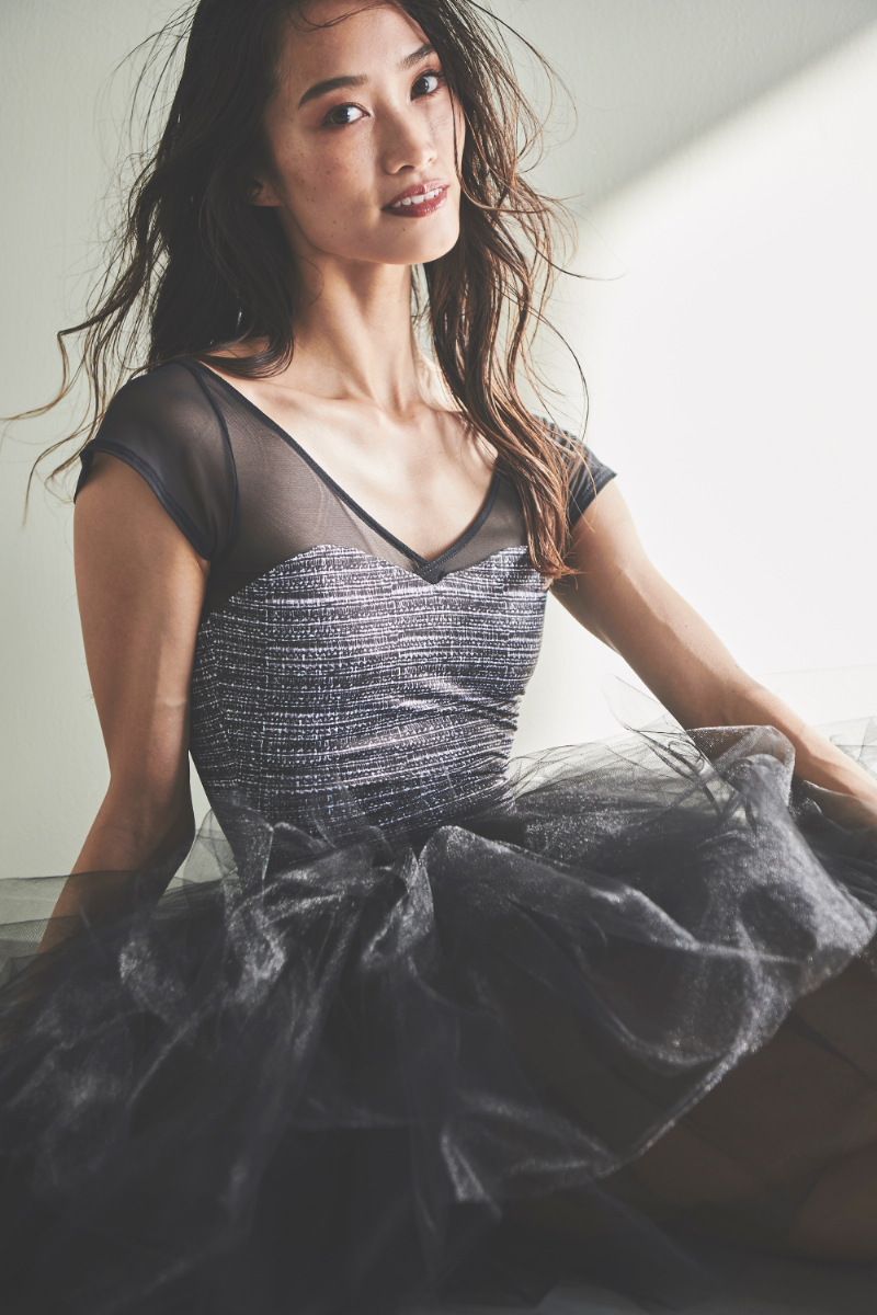 stina / type H half sleeve / black tweed