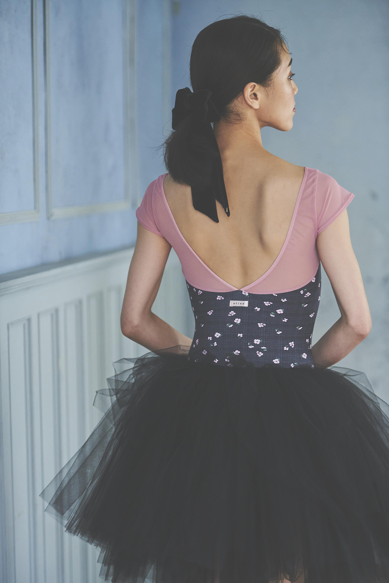 stina / type H half sleeve / glen check black