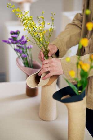 Polèneがインテリアアートブランド「MOBJE」とコラボ！メゾン初の