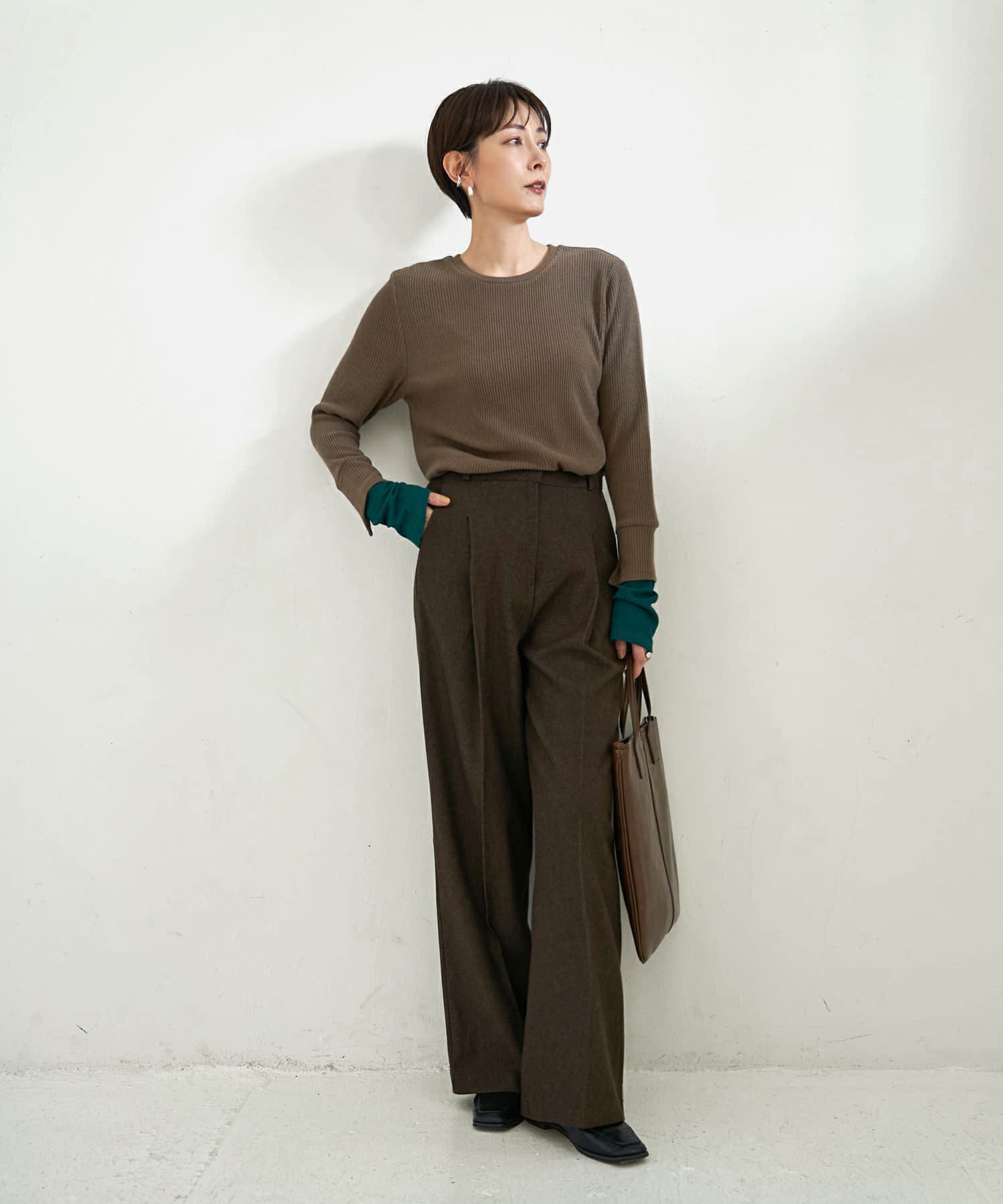 上部留めタックワイドパンツ | おしゃれな大人レディースファッション