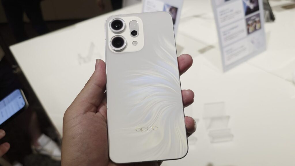 実機レビュー】「OPPO Reno14 5G」7万円台だけどカメラがすごい