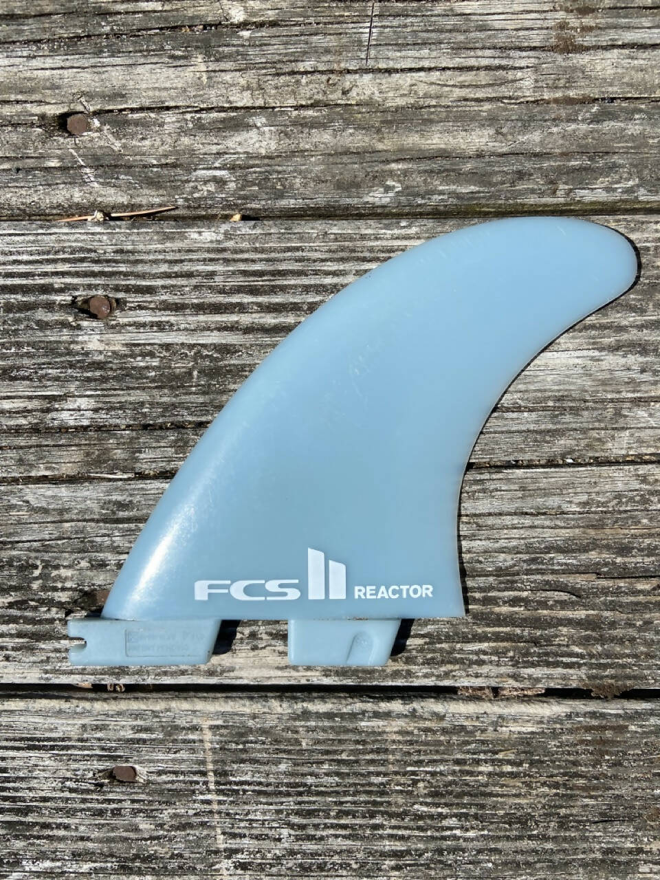 FCS II Reactor Glass Tri Fin Medium – Surf Exchange Company