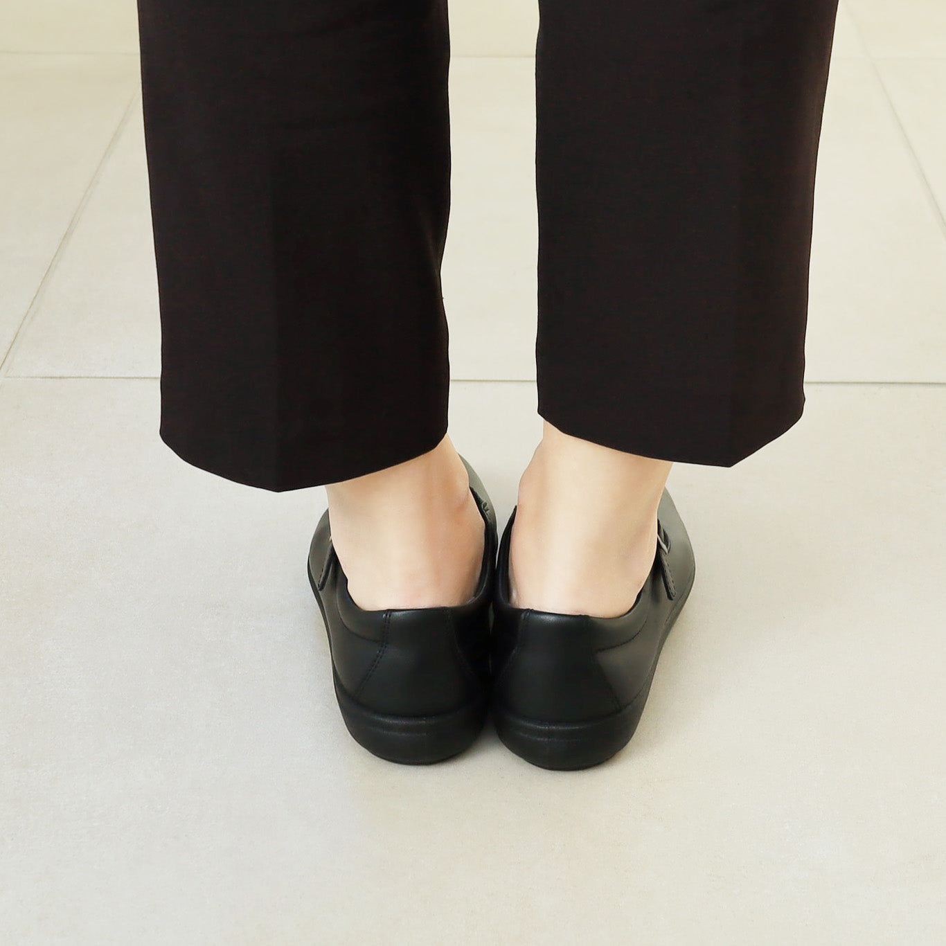 アキレス・ソルボ C 600 黒｜牛革2E ストラップシューズ