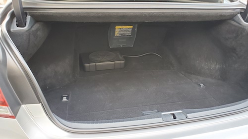 レクサスLS460での音質向上サブウーハー追加 | 見た目を変えずに音を