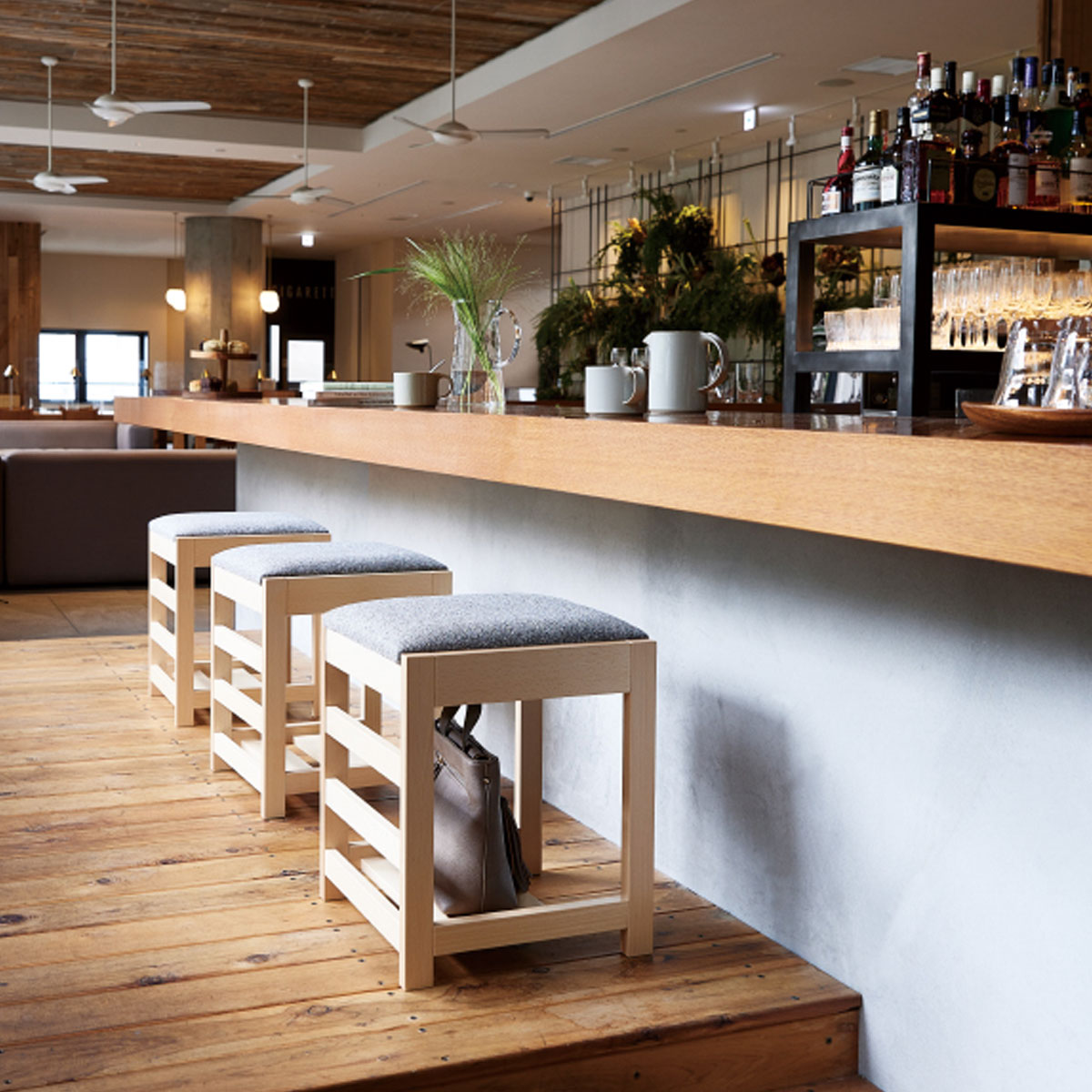 PROCEED】ラック スツール RACK | aides.jp | 業務用椅子・店舗家具の