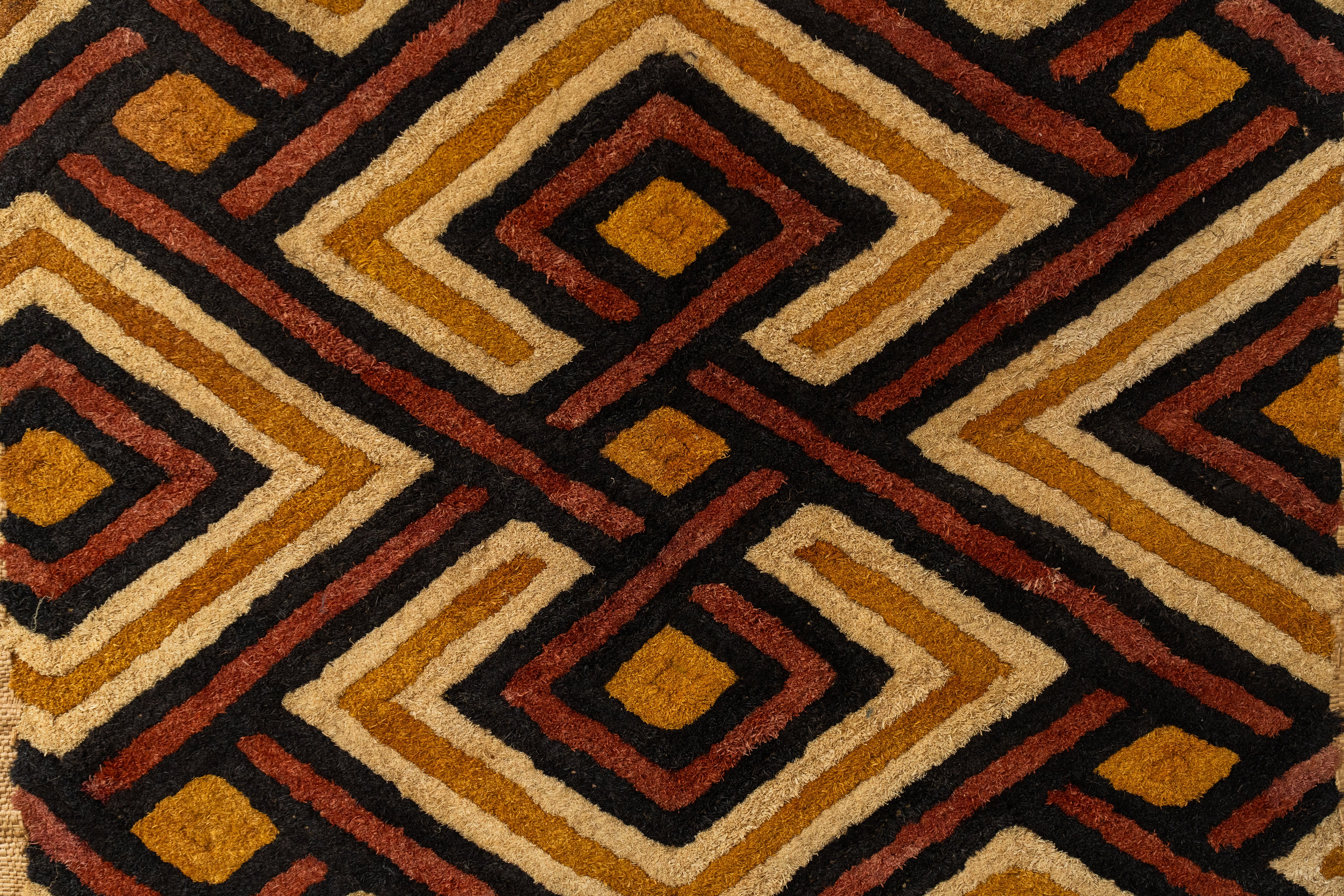 クバ王国伝統のクバクロス-KUBA TEXTILES】クバ布-草ビロード