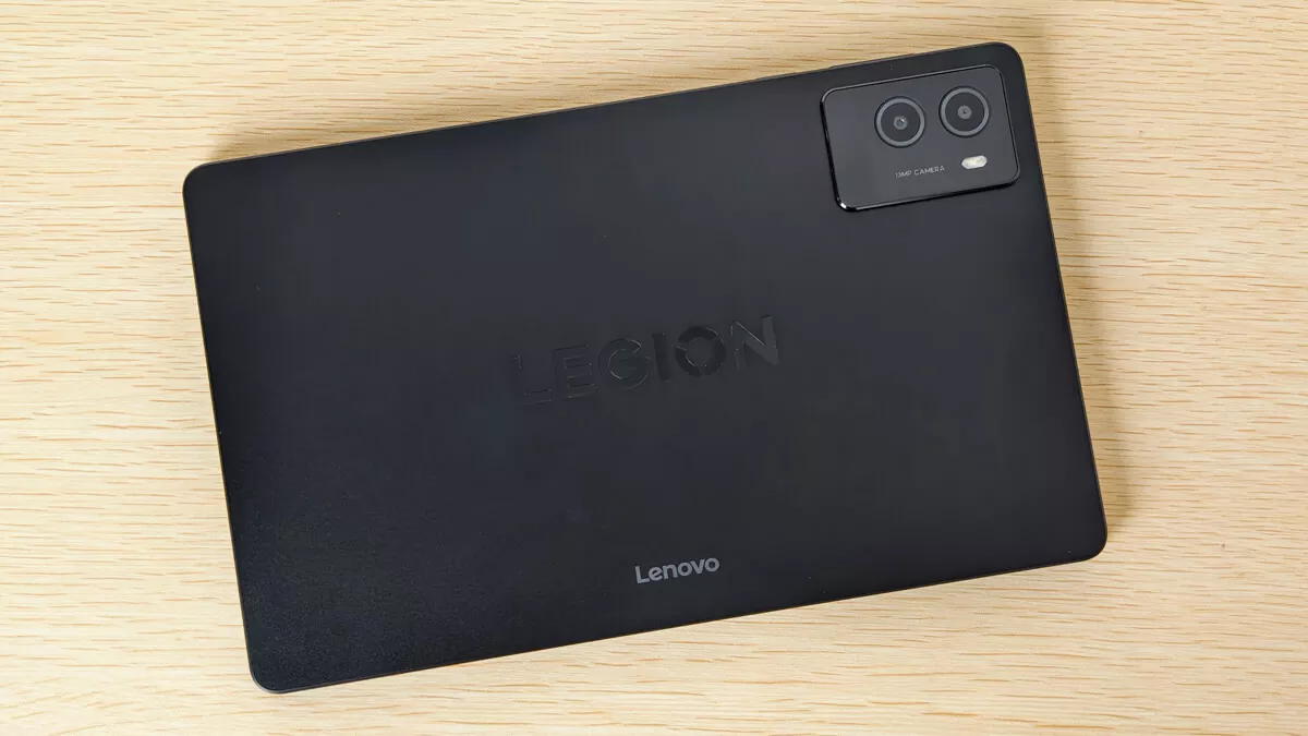 Lenovo Legion Y700 2025レビュー。8 Gen 3搭載の超パワフル8.8インチ