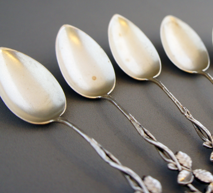 ドイツ「バラ装飾 スプーン5本セット」《アンティックかとう》