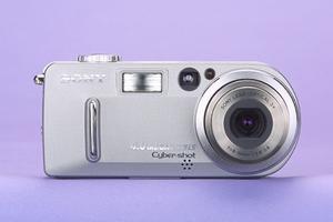 ASCII.jp：Cyber-shot DSC-P9 (1/2)