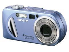 ASCII.jp：ソニー、320万画素＆3倍ズームで高速撮影が可能な