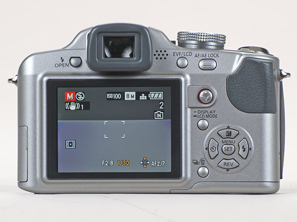 ASCII.jp：【レビュー】LUMIX DMC-FZ18 (1/2)