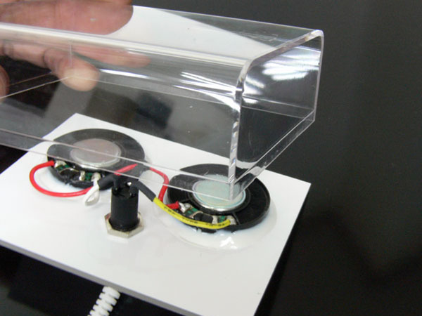 ASCII.jp：バード電子、iPod nano 3G用スピーカー自作キット「リユース