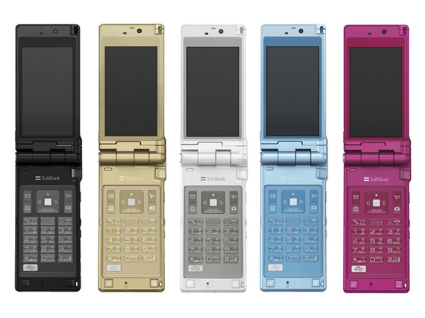 ASCII.jp：Wオープンの「SoftBank 920P」と防水ケータイ「822T」が29日