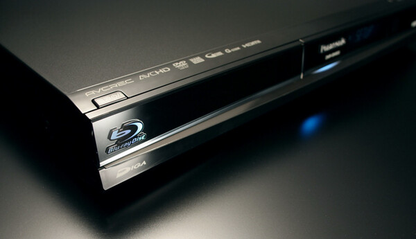 ASCII.jp：新DIGA「DMR-BW830」のGUIと画質をチェック！ (1/5)