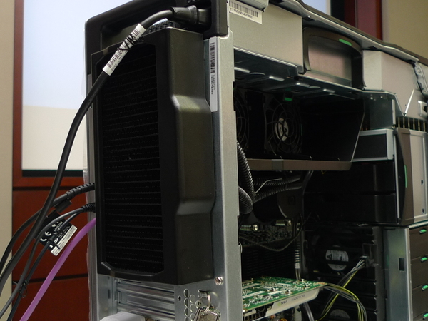 ASCII.jp：日本HP、水冷Xeonワークステーション発表──Z400ほか