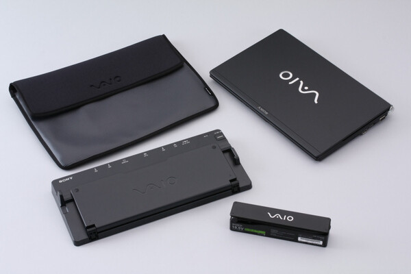 ASCII.jp：【番外編】私物のtype ZにWindows 7を入れてみた (1/5)