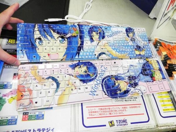 ASCII.jp：窓辺ななみデザインの特製キーボードをOS購入者に無料配布！