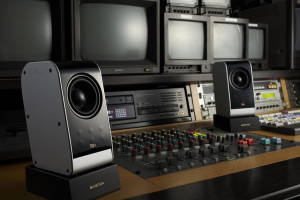 ASCII.jp：大好評スピーカーをさらに高音質化した「KS-3HQM」が登場 (1/2)