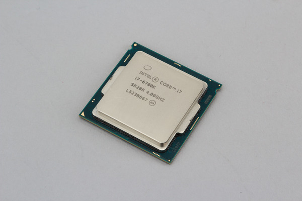 ASCII.jp：全高130mm以上のCPUクーラー8製品を見極める！【第1回】 (1/6)