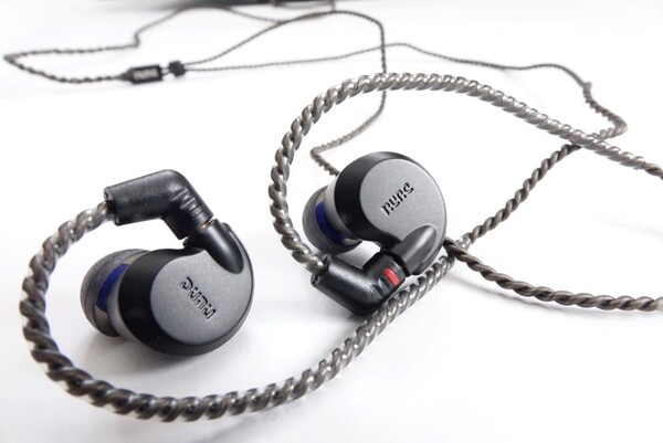 ASCII.jp：いま有線イヤフォンでおすすめはコスパに優れたFalcon-C 隼