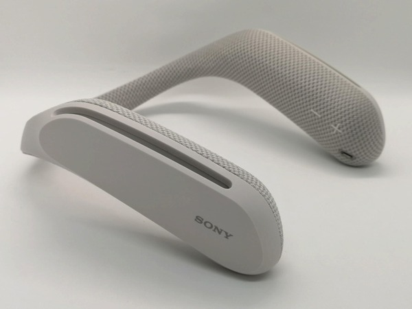 ASCII.jp：流行のソニー製肩載せウェアラブルスピーカーを衝動買い (1/2)