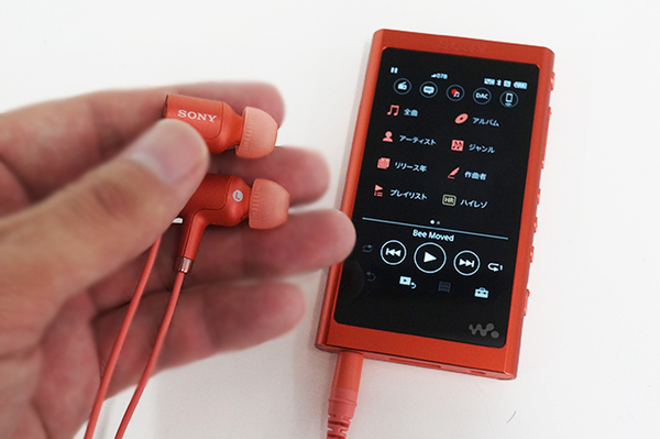 ASCII.jp：ウォークマンの高音質をスマホで生かせる「NW-A50」：Xperia