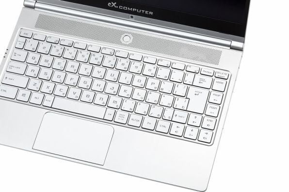 ASCII.jp：ツクモ、14型フルHDを採用した薄型軽量ノートパソコン2