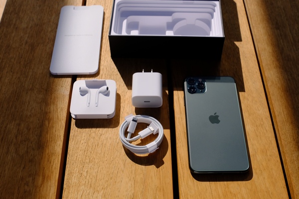 ASCII.jp：アップルiPhone 11 Pro Max先行レビュー：例年以上に