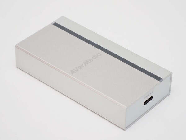 ASCII.jp：デジカメで高画質なウェブ会議やウェビナー配信ができる