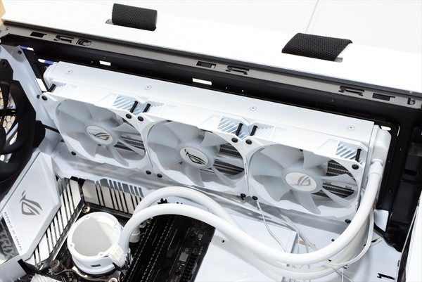 ASCII.jp：丸ごと白い自作PCが組める！ ASUSの「WHITE EDITION」一式で