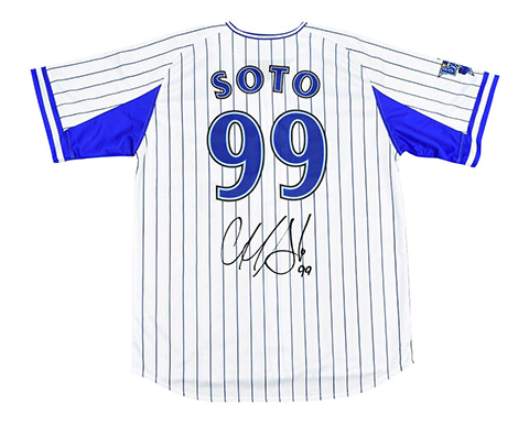 山﨑選手最多セーブ、N.ソト選手最多本塁打！タイトル記念グッズ第一弾