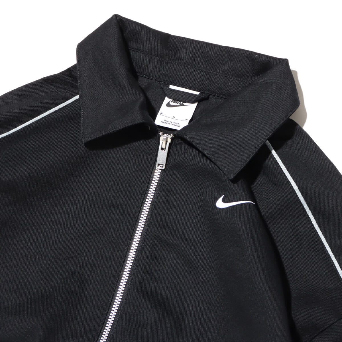 NIKE AS W NSW STREET WVN JKT BLACK/LIGHT PUMICE/WHITE 24SP-I