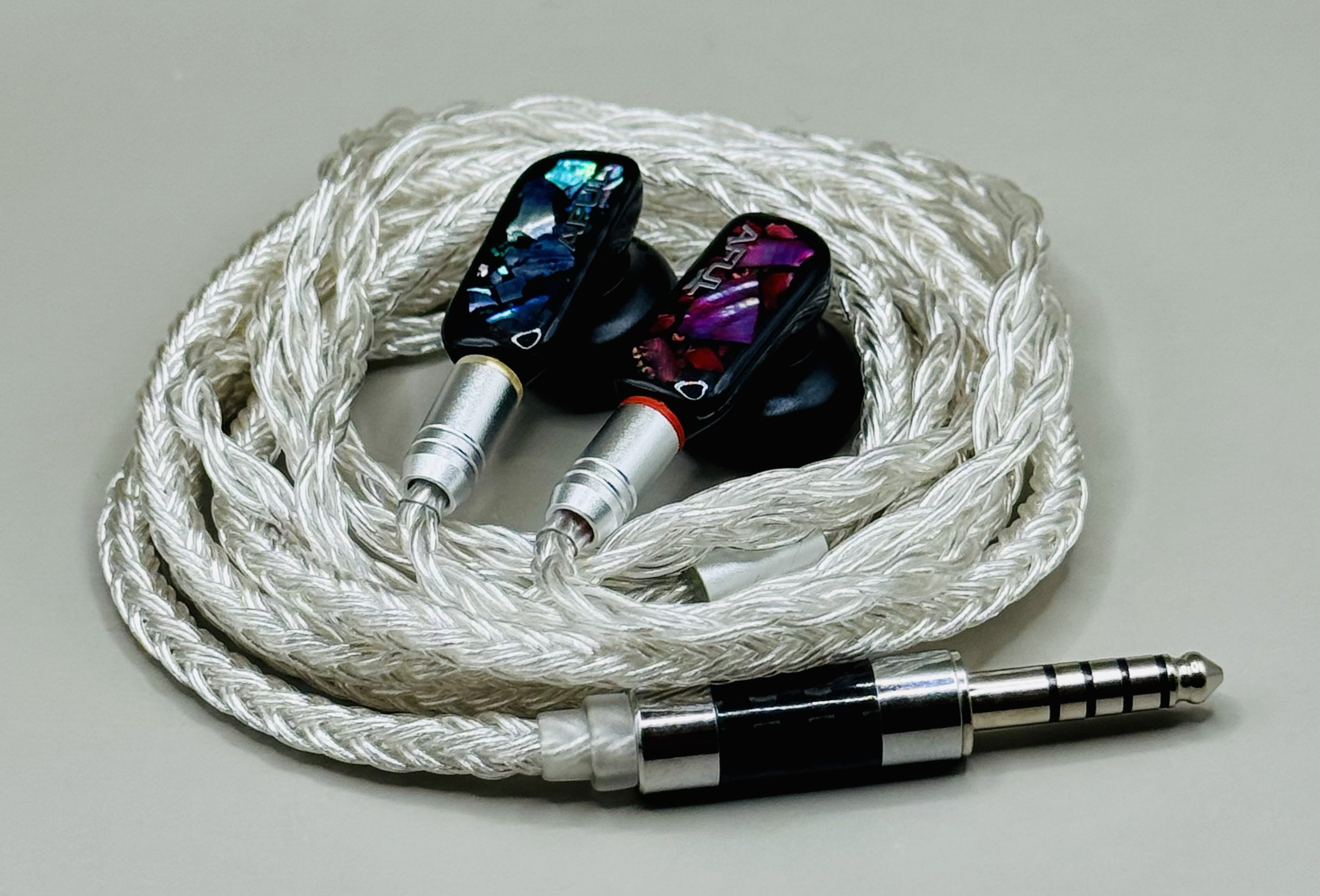 AFUL PolarNightのレビュー｜ラルフ・ヒンクリー