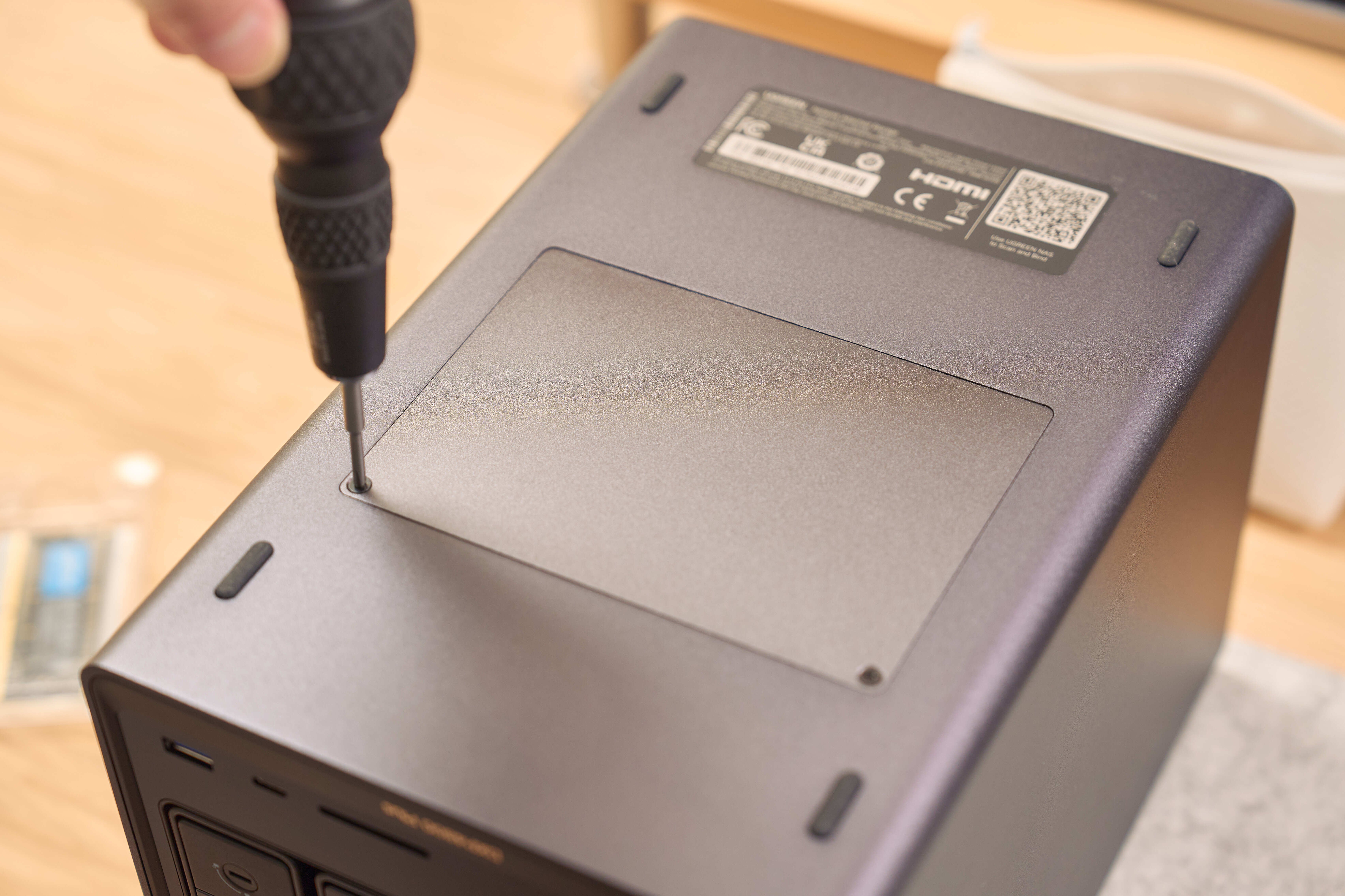 UGREEN NASync DXP4800 Plus メモリ増設してみた | mcpでの活用が快適