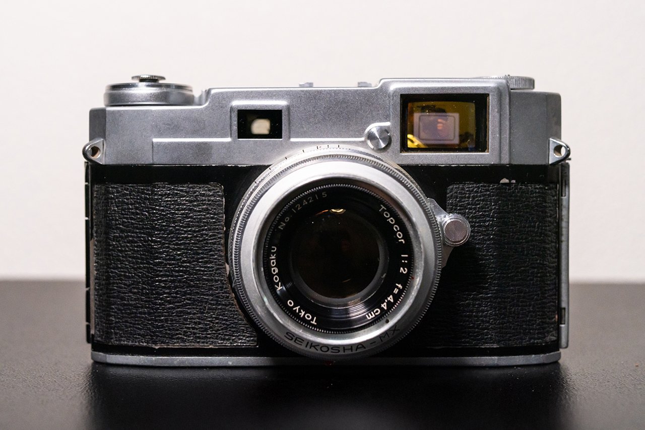 フィルムカメラファンなら誰もが「見つけたら即買い」する名機