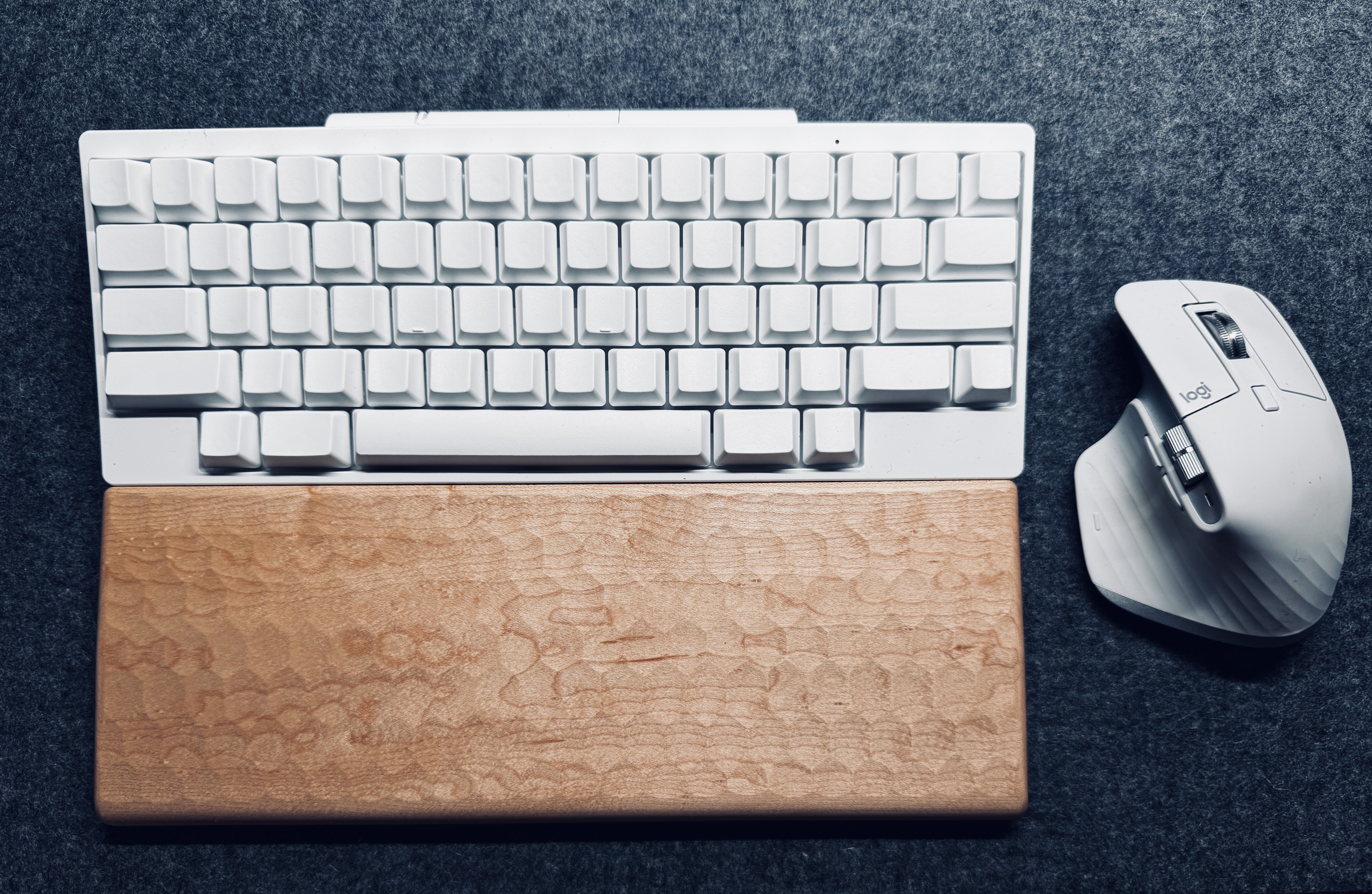 HHKB 雪モデル（US配列・無刻印）を安く譲ってもらった話｜Kei | MBA