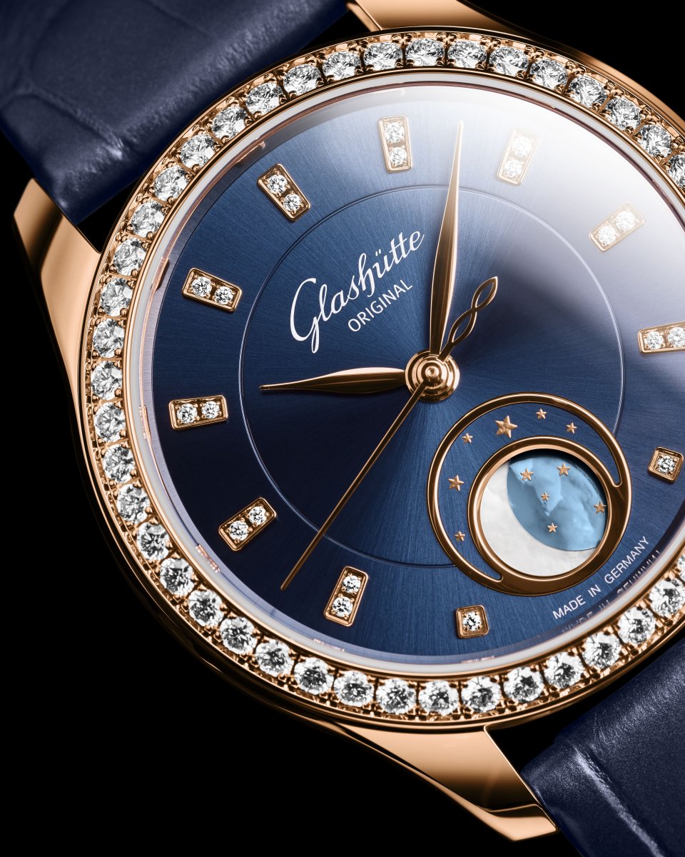 グラスヒュッテ・オリジナル「セレナーデ・ルナ」に4バージョンの新作