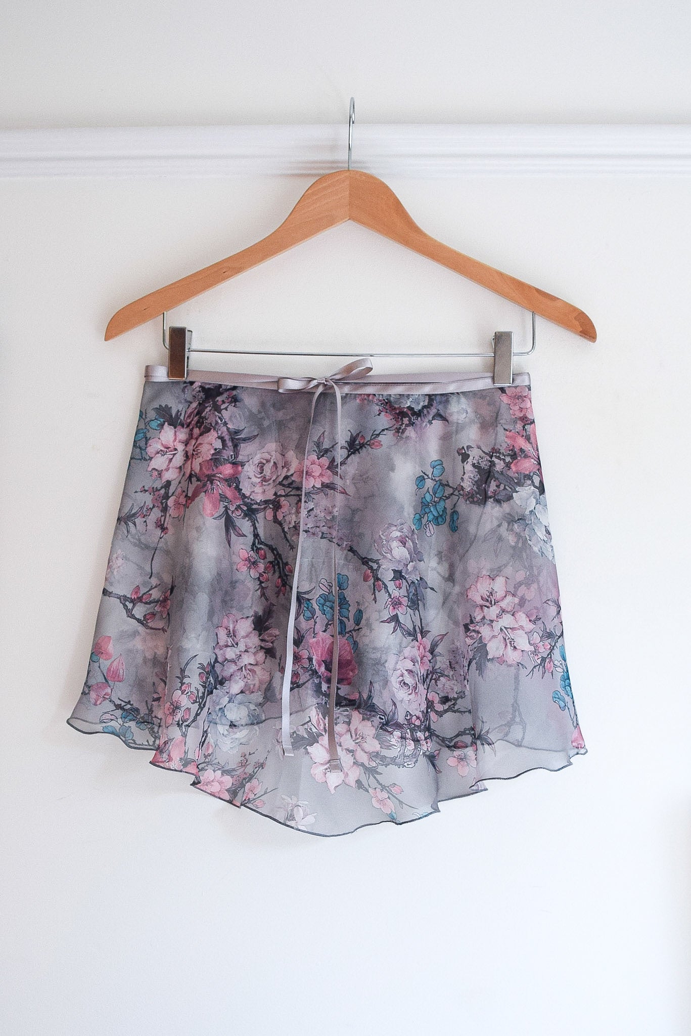 BALLET SKIRTS BY LUCINDA 予約商品 – 輸入バレエ用品専門店